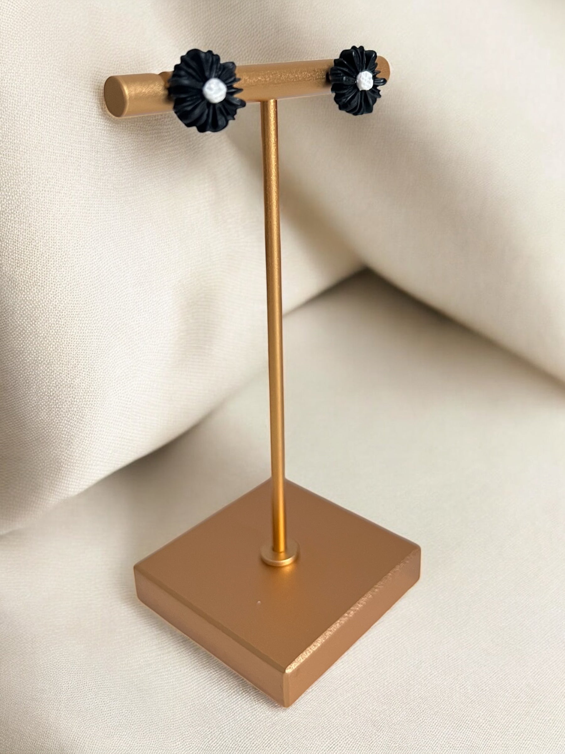 CC-Earrings - Daisy Small