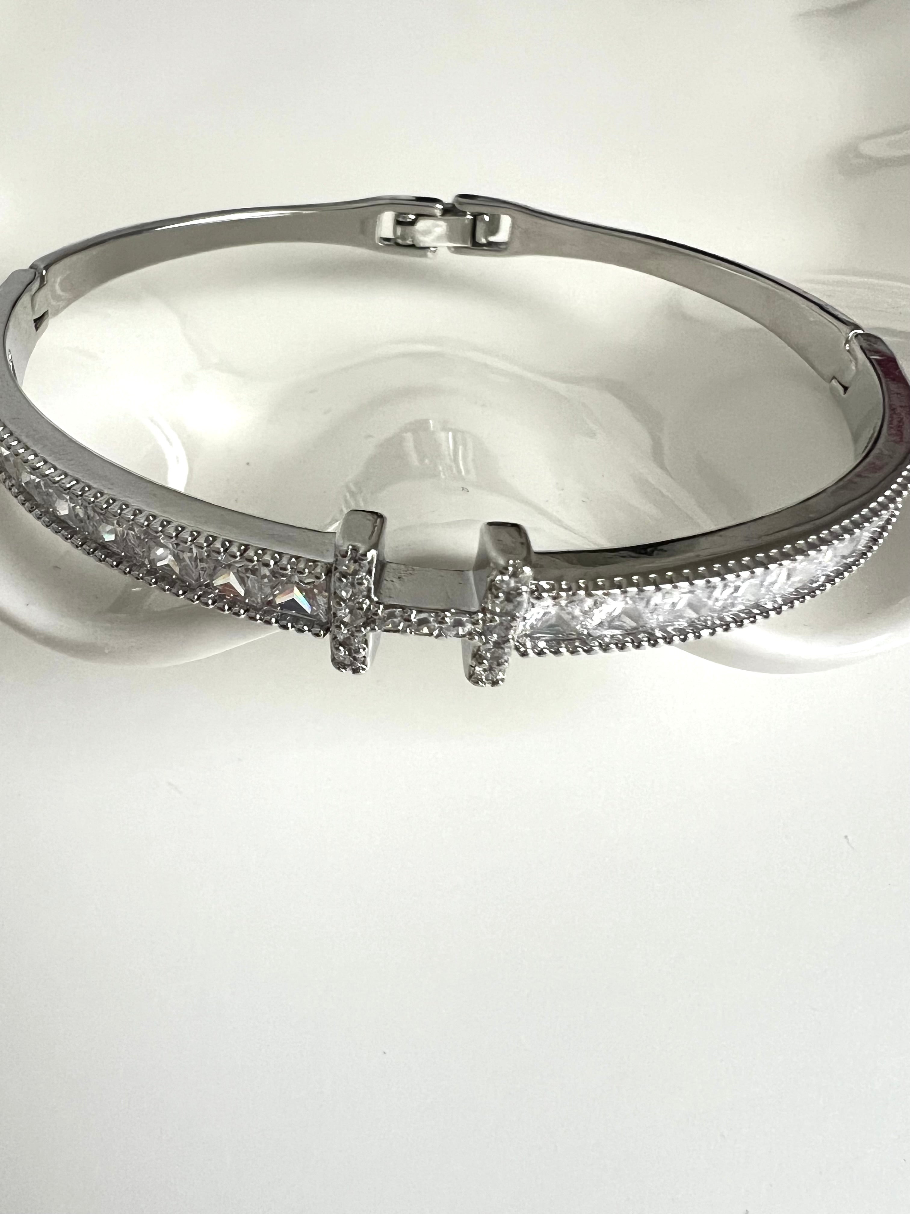 Bangle - Teresa Silver