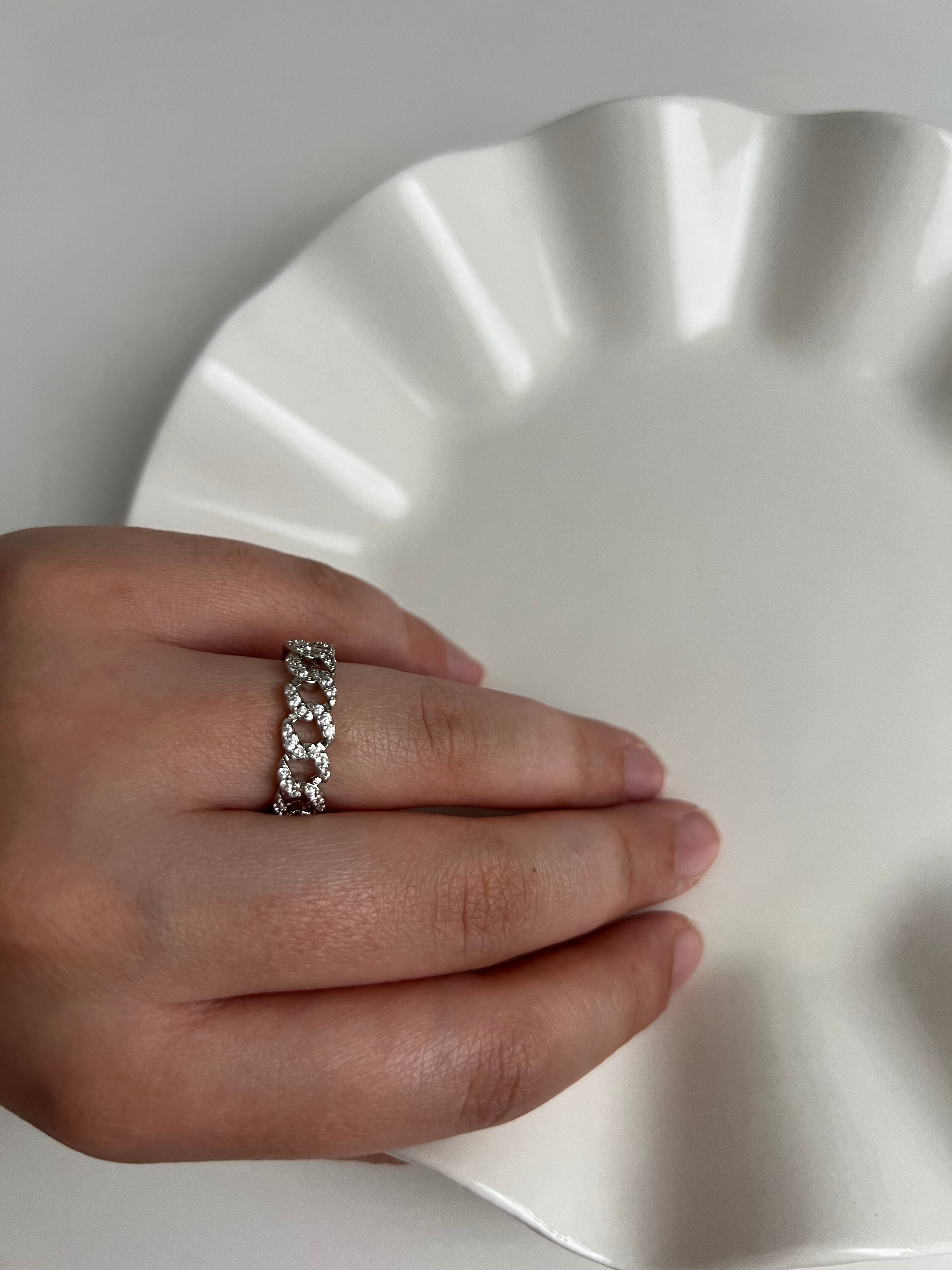 Ring - Twist Band - 925 Sterling Silver