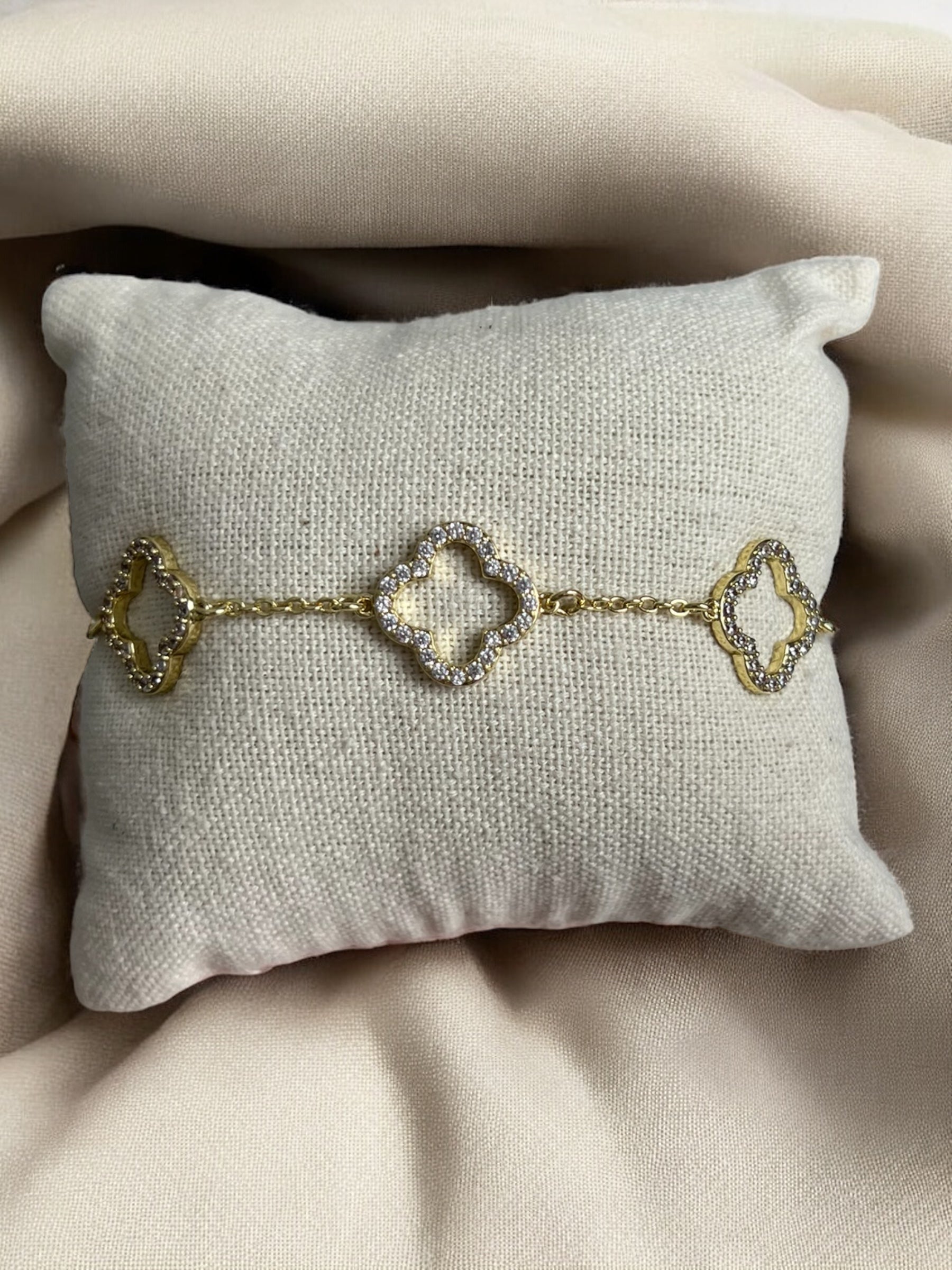 Bracelet - Clover Cloud