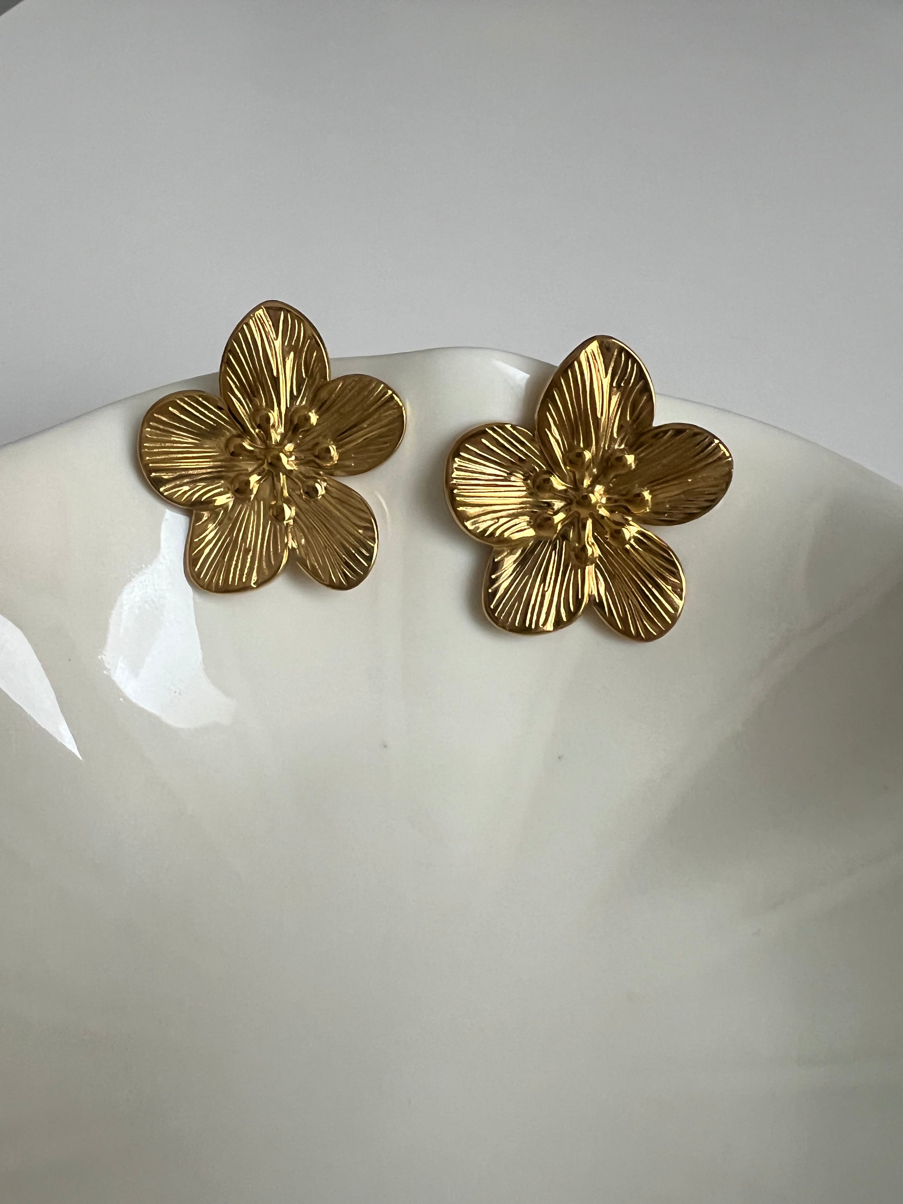 Earrings - Bloom Bliss Gold