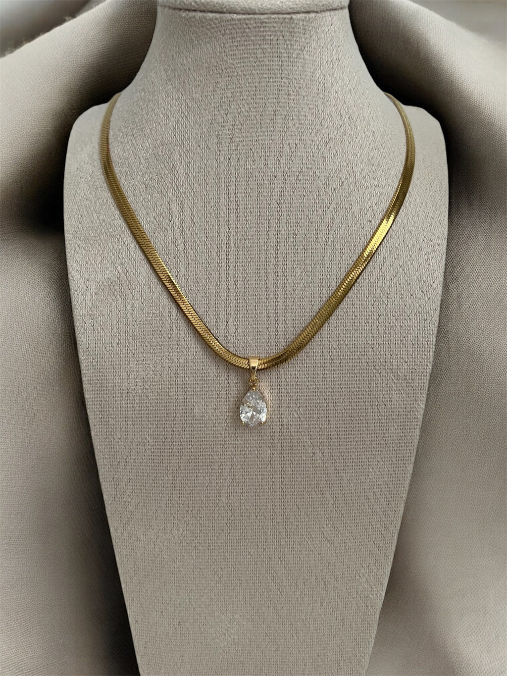 Necklace - Diamond Coil