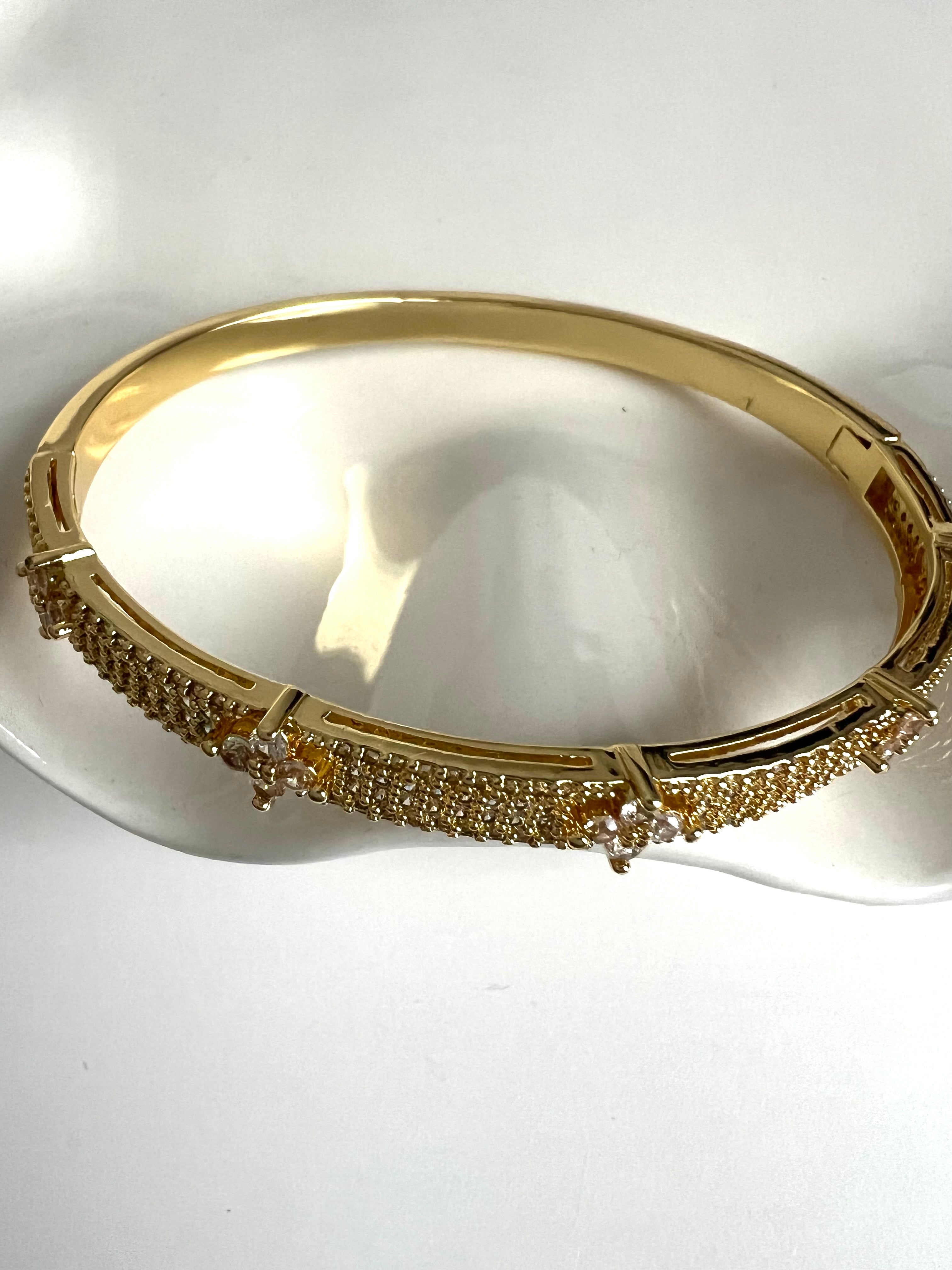 Bangle - Arianne Gold