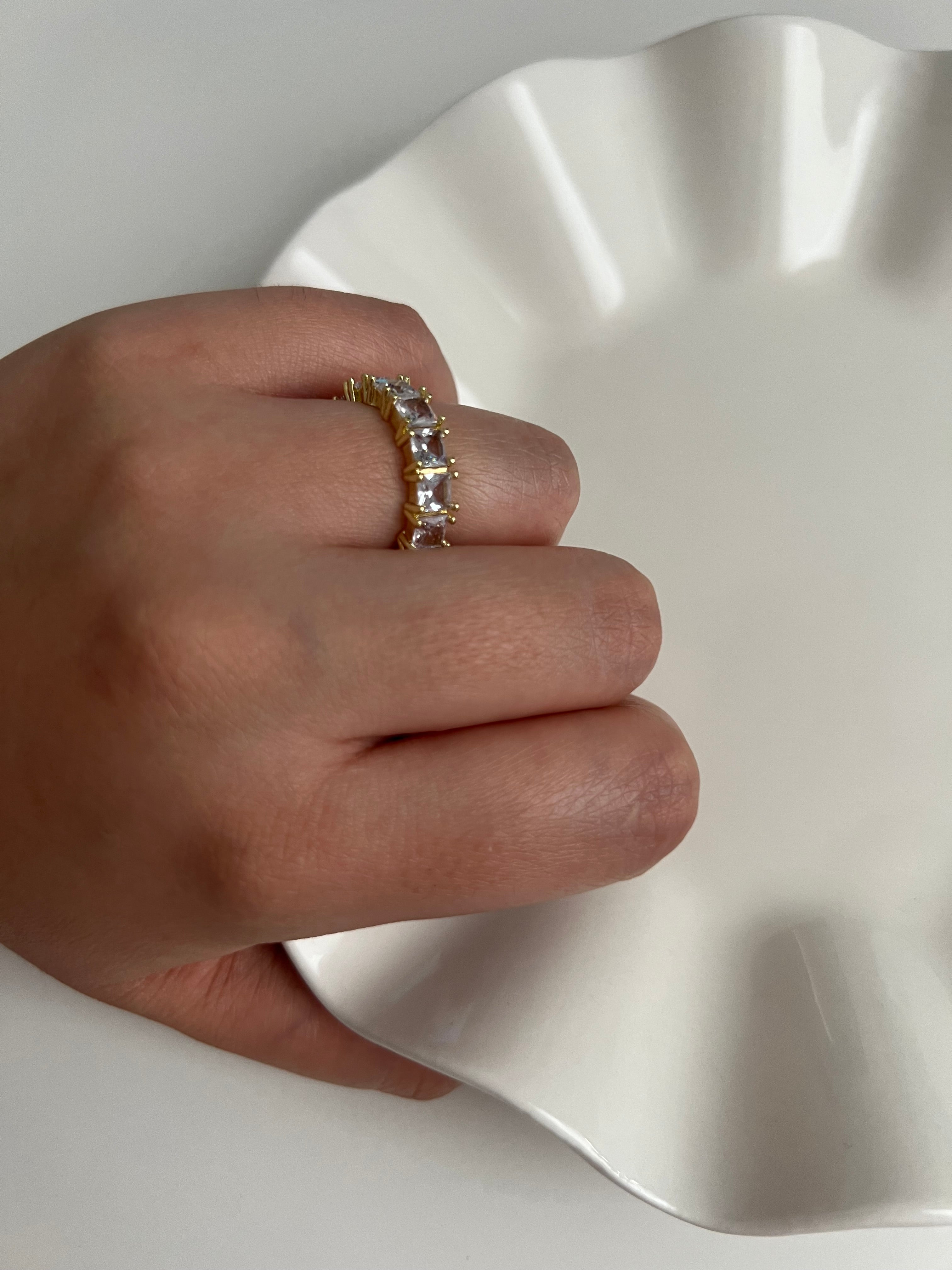Ring - Velvet Band Gold