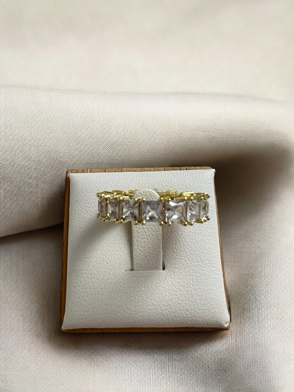 Ring - Velvet Band Gold