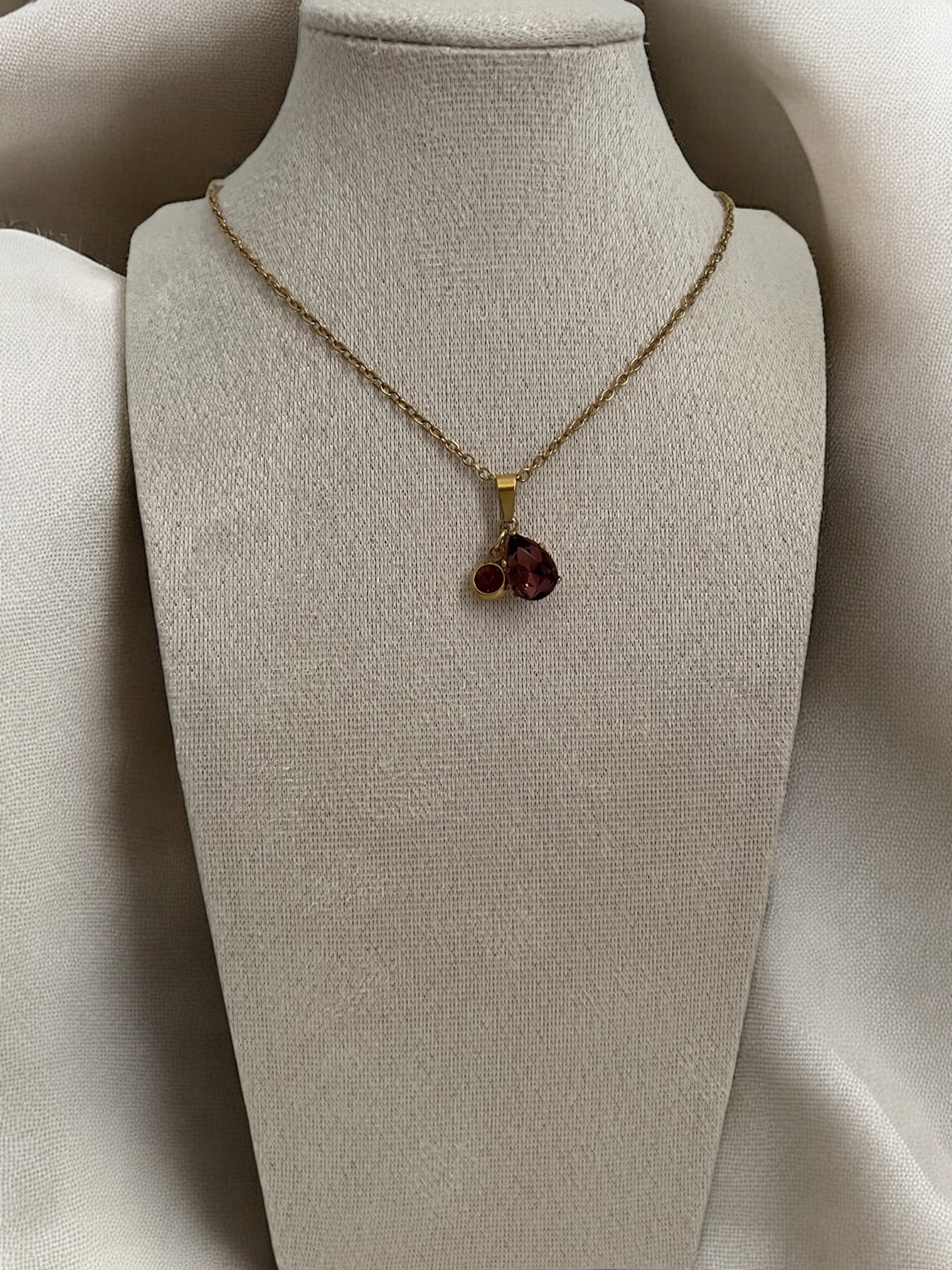 Necklace - Passion Drop Maroon