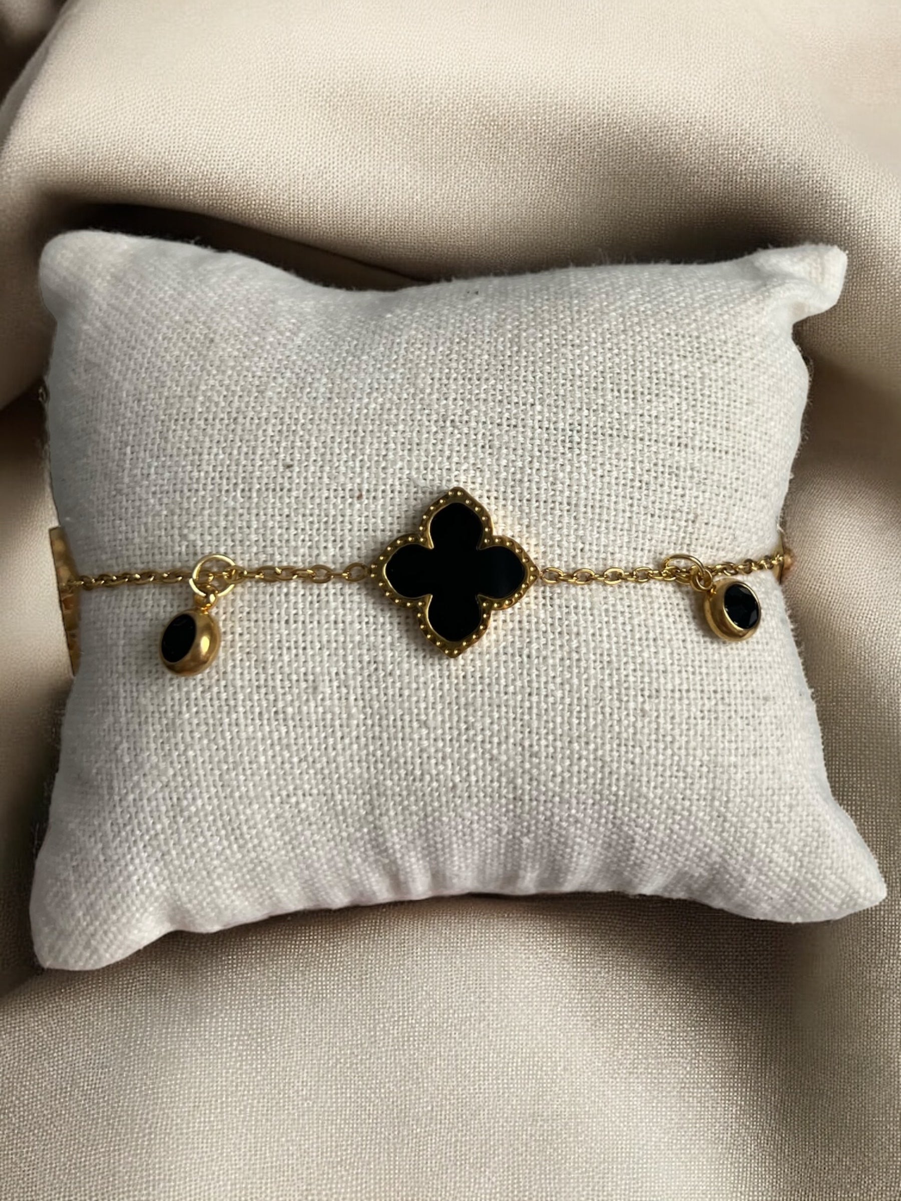 Bracelet - Clover Drop Black
