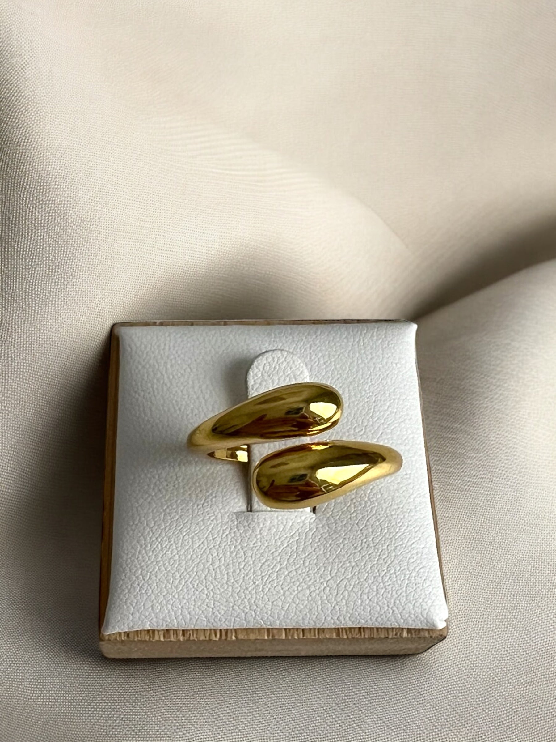 Ring - Wave Gold