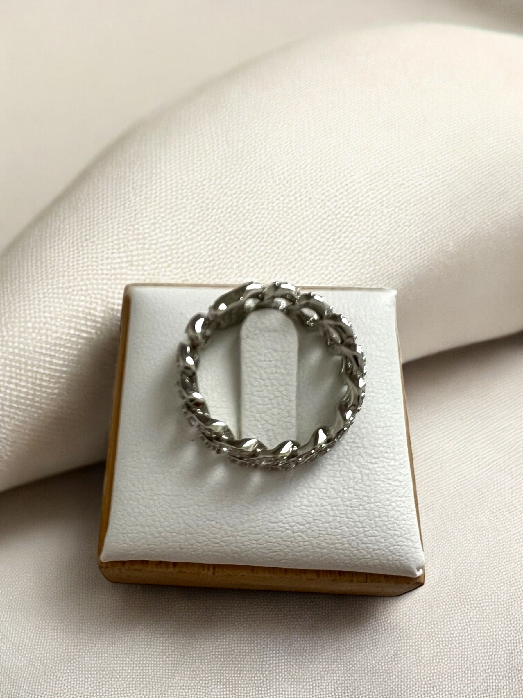 Ring - Twist Band - 925 Sterling Silver